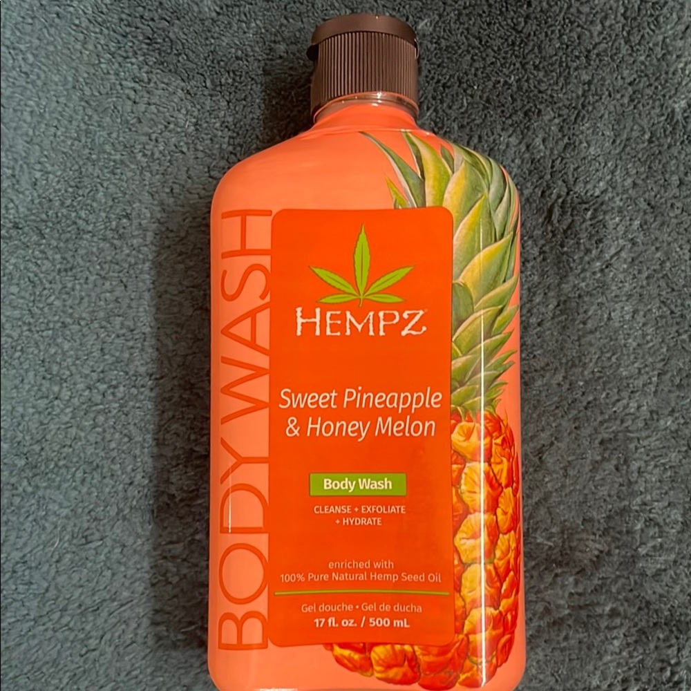 BRAND NEW & Bottle Sealed Hempz Sweet Pineapple & Honey Melon Body Wash 17 fl.oz